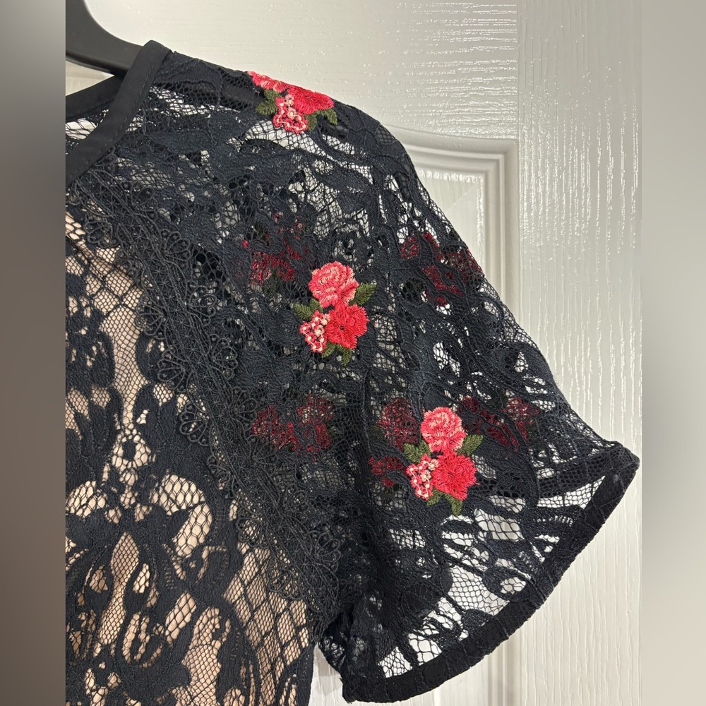 Foxiedox Black Lace, Embroidered Rose Peplum Dress - Picture 4 of 7
